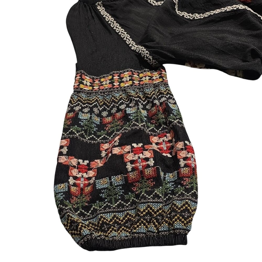 John Mark Sz M BOHO Grunge Goth Embroidered Tassels Black Dark Moody Floral Top - Picture 5 of 12